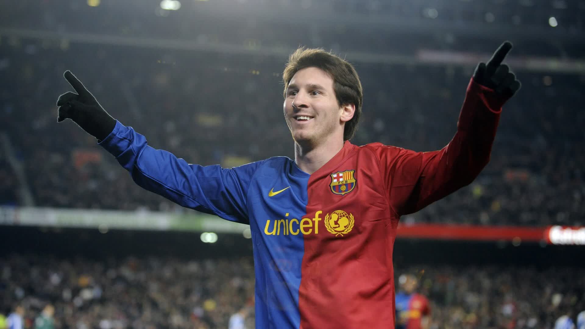开云体育-C罗联赛三连败阴霾下,巴黎圣日耳曼头球+点球绝杀强势反弹